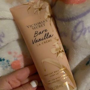 Victoria's Secret "bare vanilla la creme"